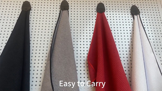 La toalla de golf tipo gofre mantiene los palos limpios